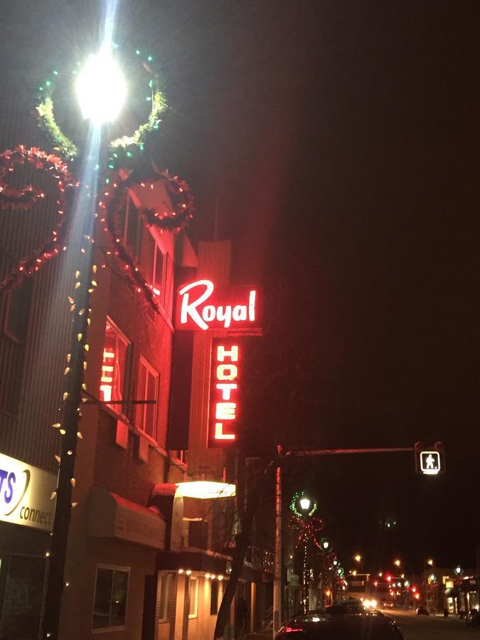 Royal Hotel Flin Flon Exterior photo